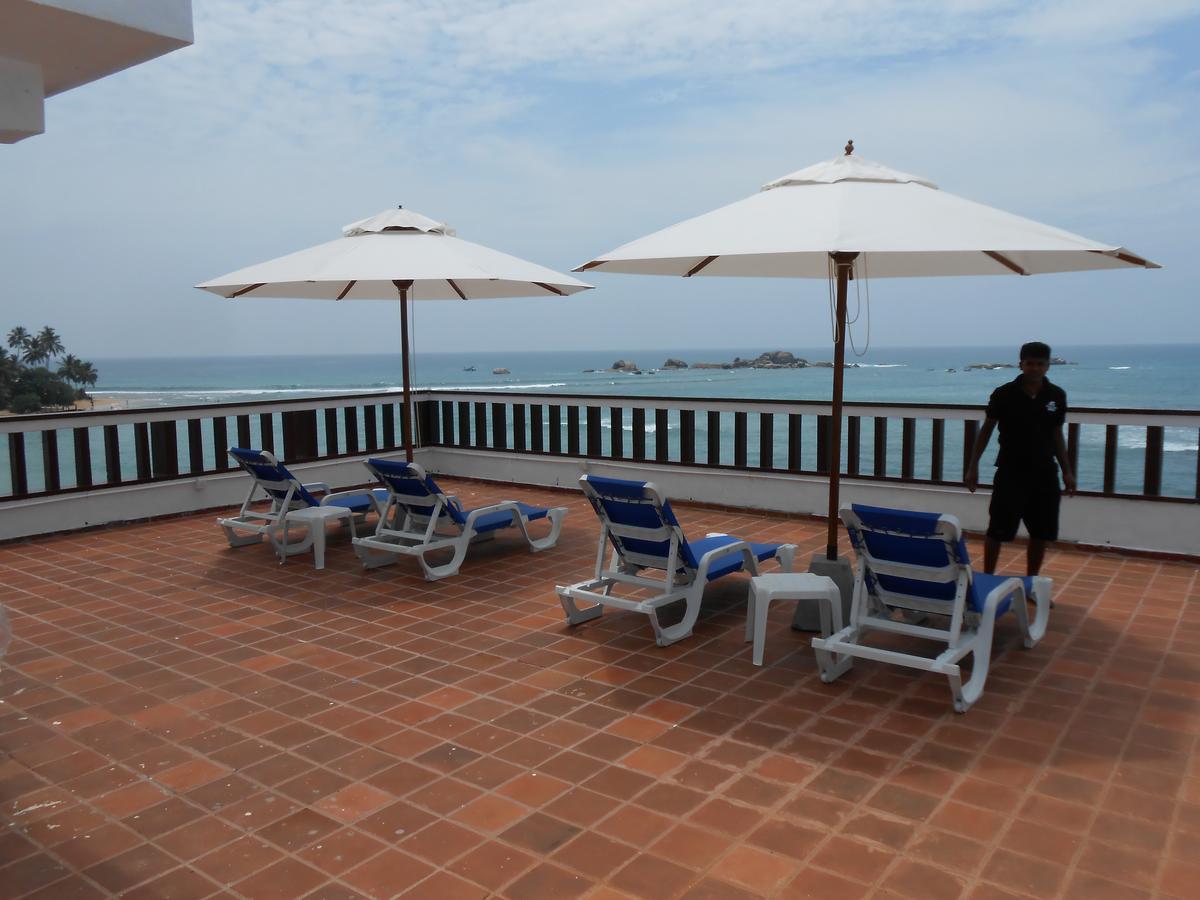Coral Seas Beach Hikkaduwa Bagian luar foto