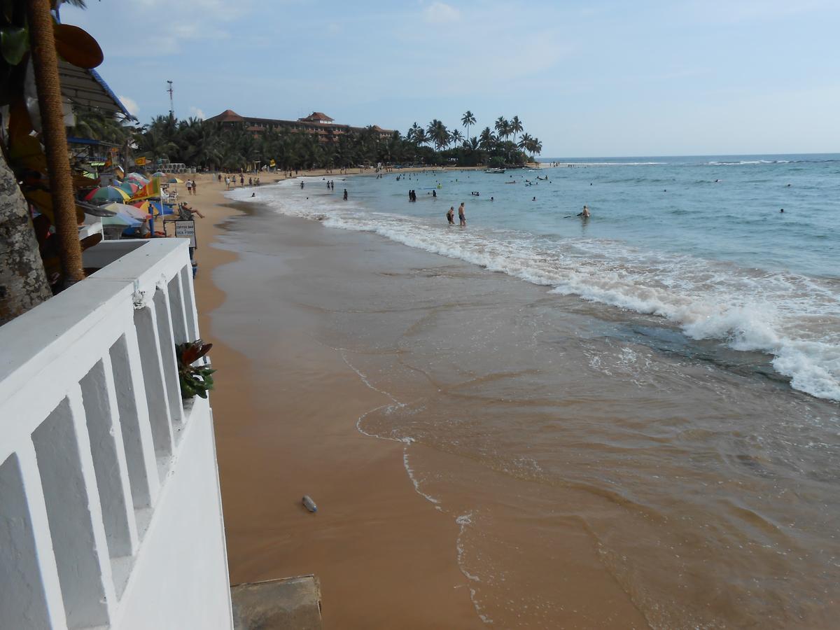 Coral Seas Beach Hikkaduwa Bagian luar foto