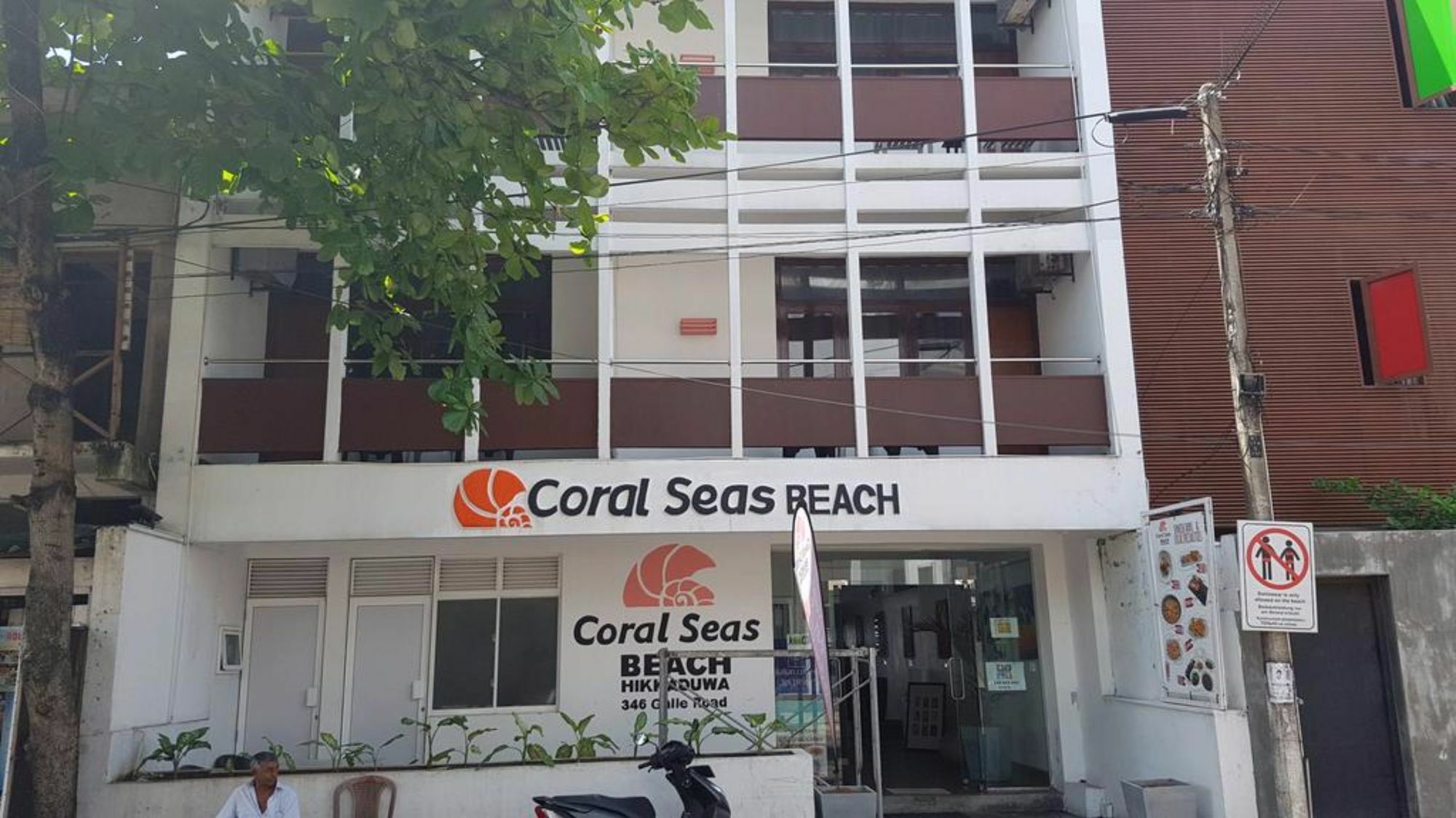 Coral Seas Beach Hikkaduwa Bagian luar foto